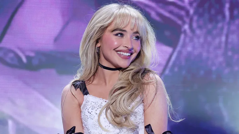Sabrina Carpenter Skims